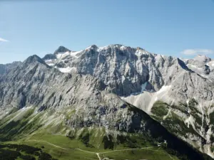 Karwendelhaus und Oedkarspitzen