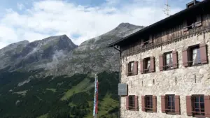 Karwendelhaus Terrasse